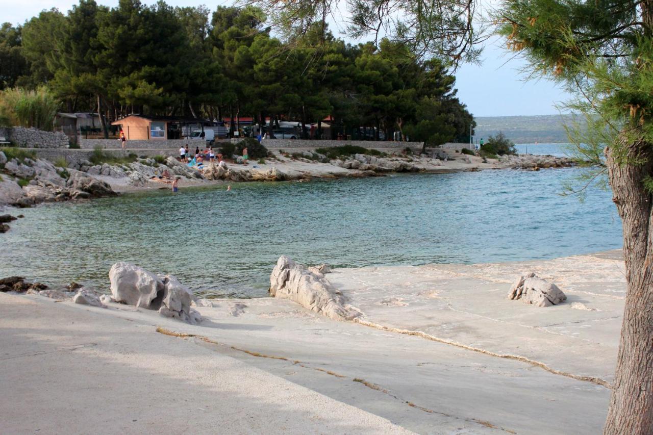 Apartments And Rooms By The Sea Nerezine, Losinj - 11815 Exteriör bild
