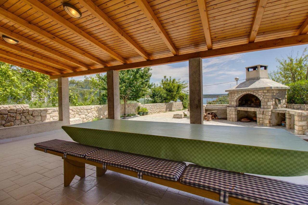 Apartments And Rooms By The Sea Nerezine, Losinj - 11815 Exteriör bild
