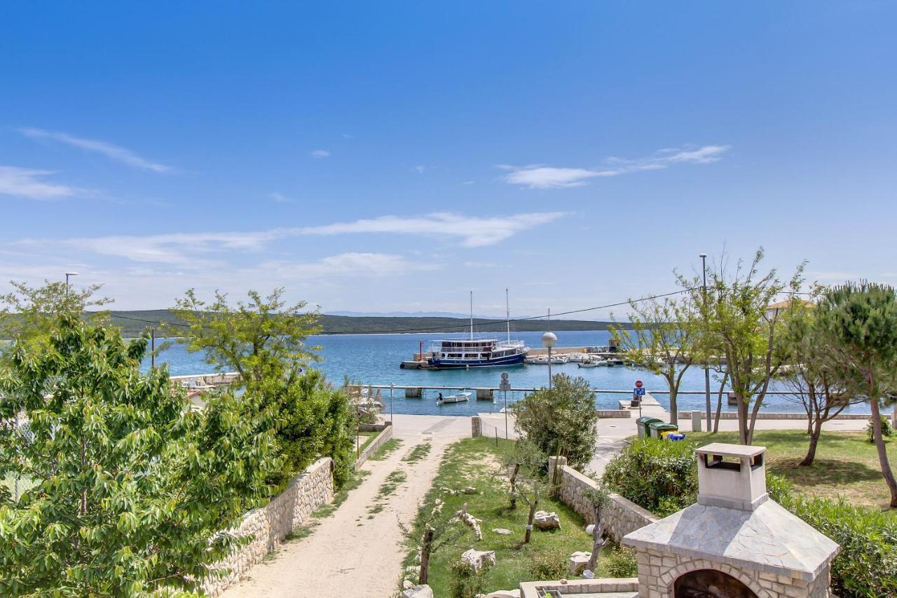 Apartments And Rooms By The Sea Nerezine, Losinj - 11815 Exteriör bild